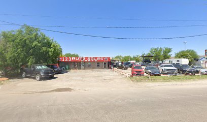 123 Auto Sales & Auto Parts — yonke en Pharr