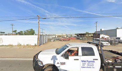 A Auto Salvage — yonke en Bakersfield