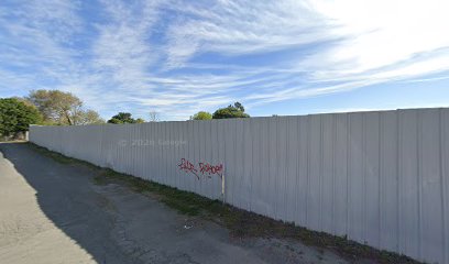 A P Truck Salvage — yonke en Richmond