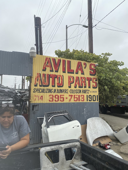 Avila's Auto Parts — yonke en Wilmington