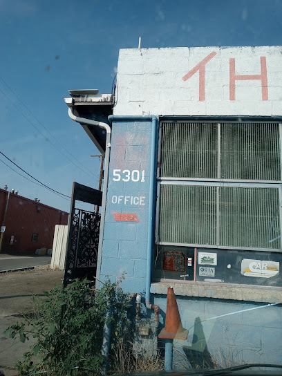 Bone Yard — yonke en Denver