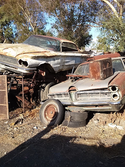 Brian's Salvage & Junk — yonke en American Canyon