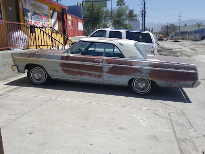 Coastal Auto Parts & Salvage — yonke en Pacoima