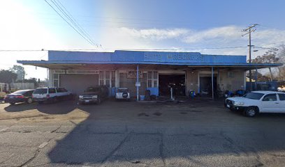 D & W Auto Wreckers — yonke en Modesto