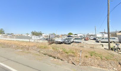 Fairvac Auto and Truck Wrecking — yonke en Fairfield