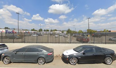 Globe Used Auto Parts — yonke en Pacoima