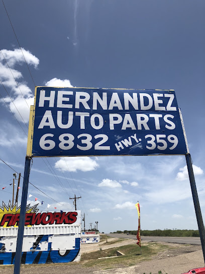 Hernandez Auto Parts and Auto Sales LLC — yonke en Laredo