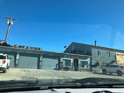 High dessert auto salvage — yonke en Hesperia