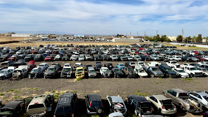 Osvaldo's Auto Parts & Dismantling — yonke en Lancaster