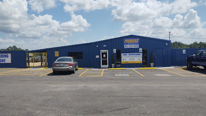 Pickers Self-Service Auto Parts / "Joe Boys U-Pull-It" — yonke en Longview