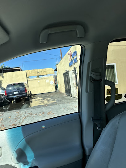 T P Auto Parts Inc — yonke en El Monte