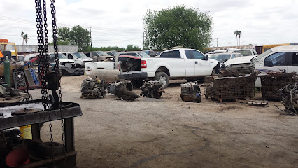 Tres Estrellas Auto Salvage — yonke en Mission