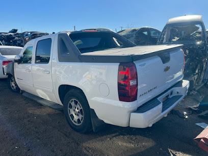 Vale’s Auto Parts LLC — yonke en Phoenix